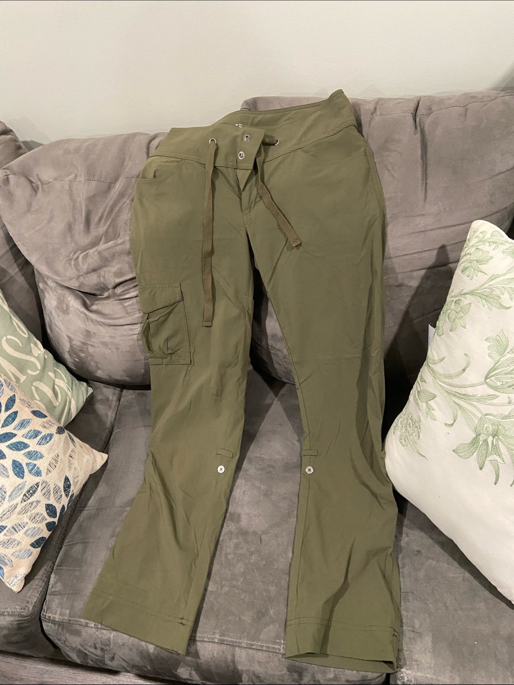 Columbia Olive Green Boot-Cut Cargo Pants